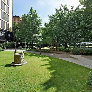 **** Hotel Mercure Centro Italien